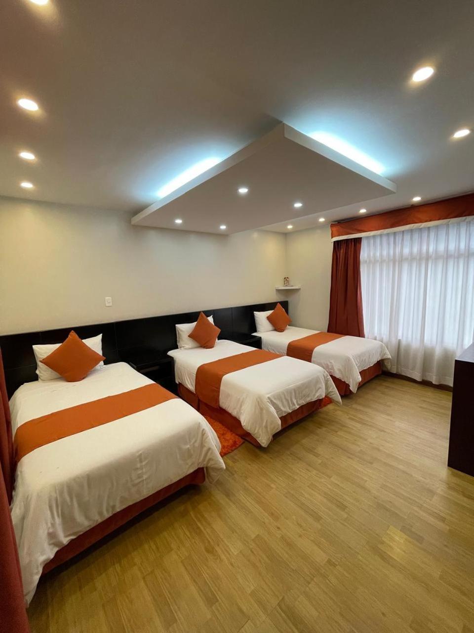 Luxor Plaza H&S Hotel San Francisco de Borja Exterior photo